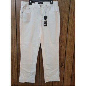 Earl Soft Stretch White Cropped NWT Size 10 5 Pocket Design APR $54.00